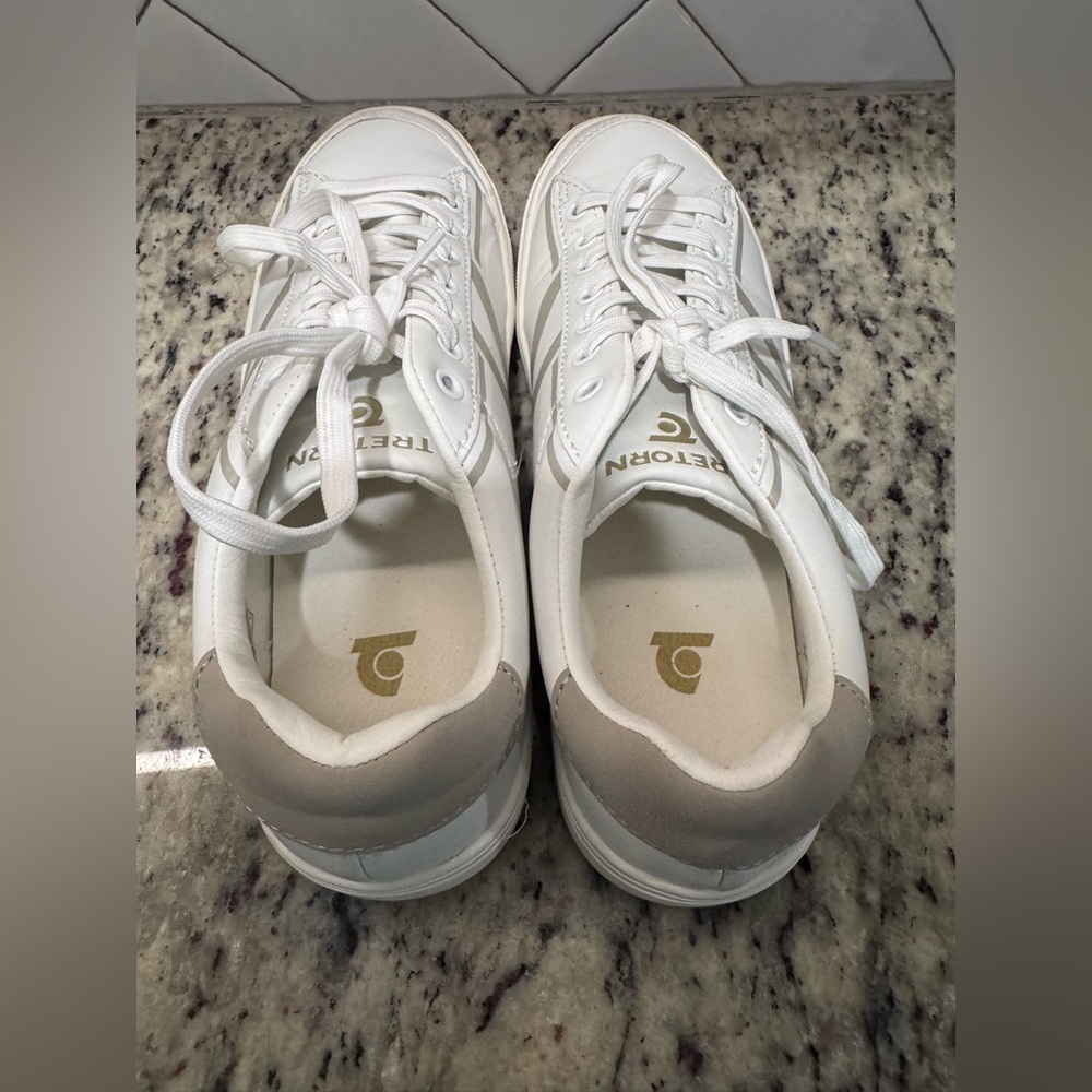 Tretorn White and Beige Sneakers size 9 - Picture 4 of 7